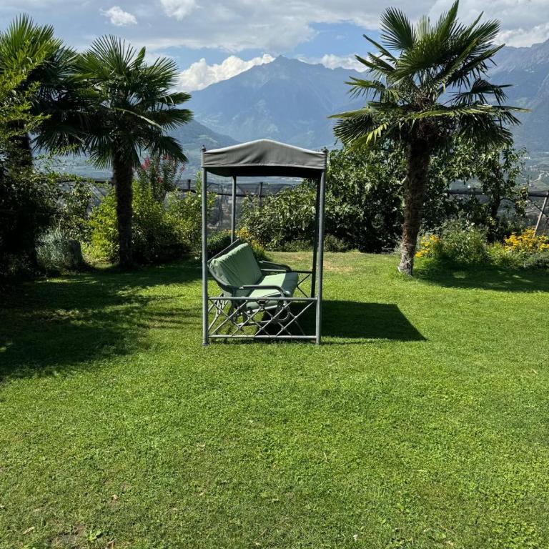 Lindenhof Residence Meran - Two-Bedroom Apartment with Garden View - 9