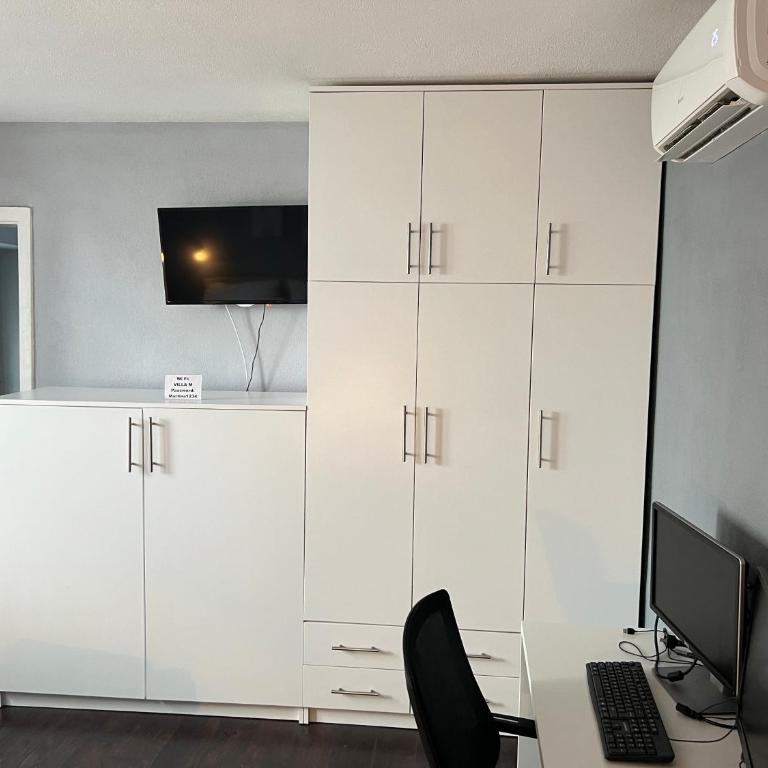 Villa M - Deluxe King Room - 19