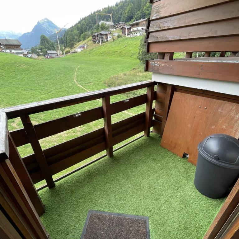 Le repère du Nant- meublé classé 2 étoiles - Studio with Mountain View - 9