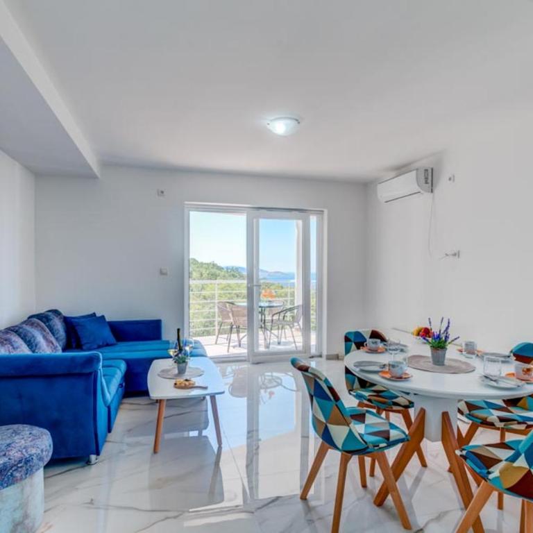 Villa Hanna Apartments - Two-Bedroom Family Apartment - 1