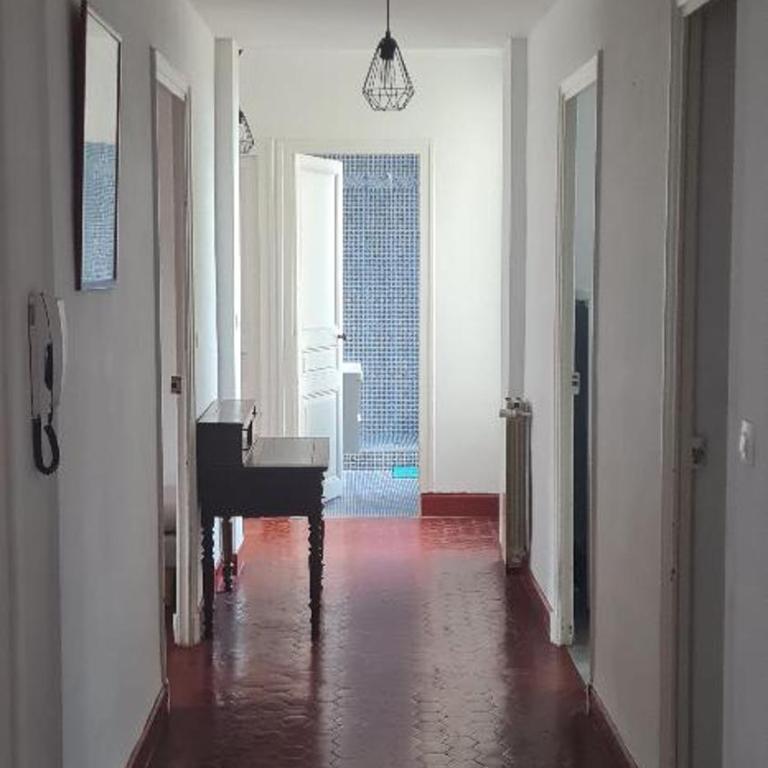 Appartement Duplex nimes centre160m2 climatisation 3 chambres avec parking - Appartamento con Vista Città - 22