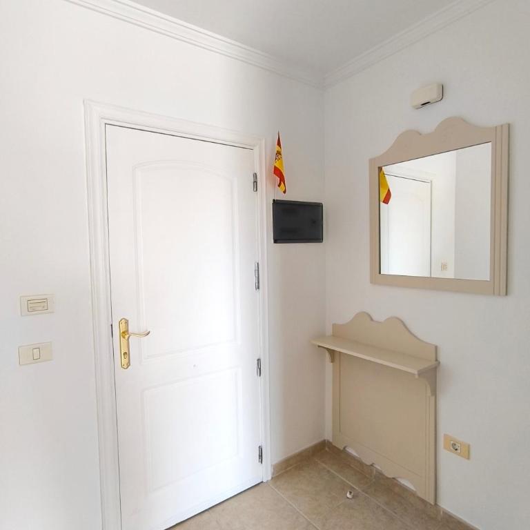 ESTRELLA CANARIA - Los Cristianos, AC, pool, fibre net, tv channels - Apartamento de 1 dormitorio - 29