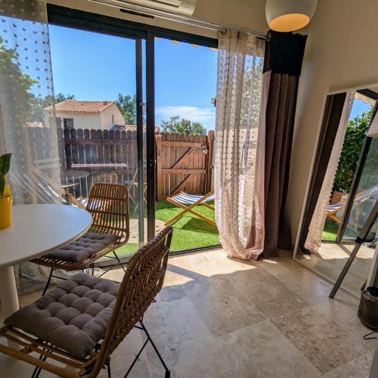 Évasion au calme - Duplex cosy avec piscine & tennis - Appartement 1 Chambre - 5