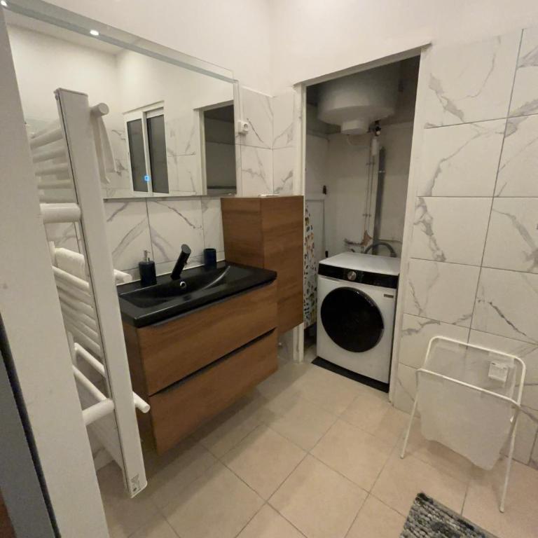 Astou Cisse - Apartamento de 2 dormitorios - 53