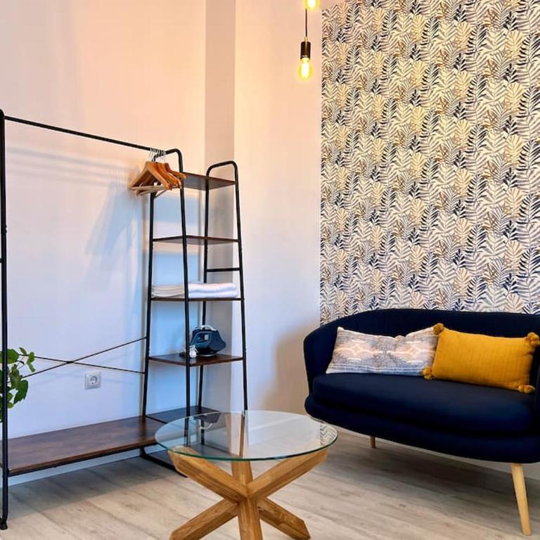 Apartment with Private Rooftop by Easytrip - Apartamento de 1 dormitorio - 6