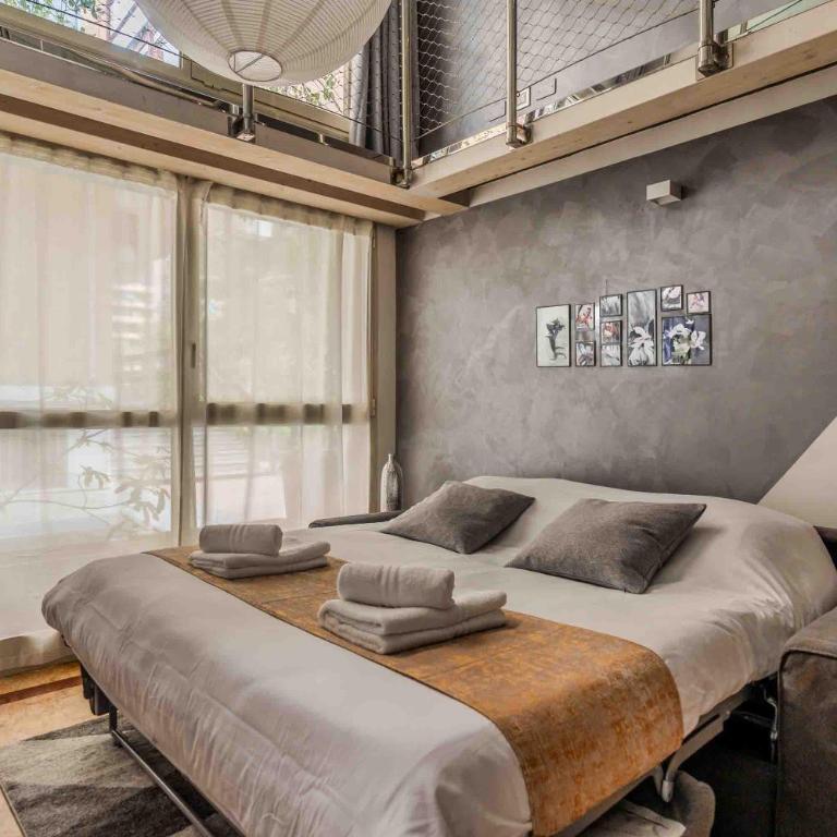 Loft Elegante in Centro Milano In zona Signorile - Davanti alla Metro - Appartamento con 2 Camere da Letto - 2