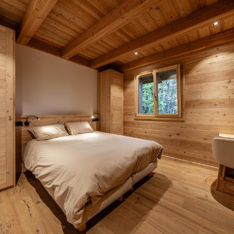 Chalet Laïka - Serre Chevalier - Chambre Double - Vue sur Jardin - 3
