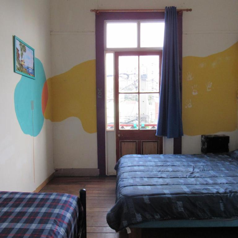 Valparadise Hostel - Habitación Familiar con balcón - 6