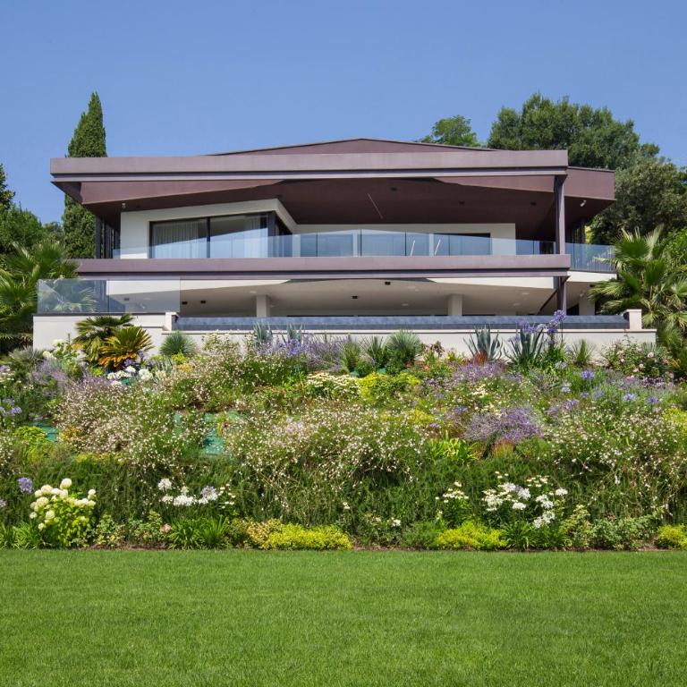Villa Grace with Pool on the Lake - Villa Fronte Spiaggia - 1