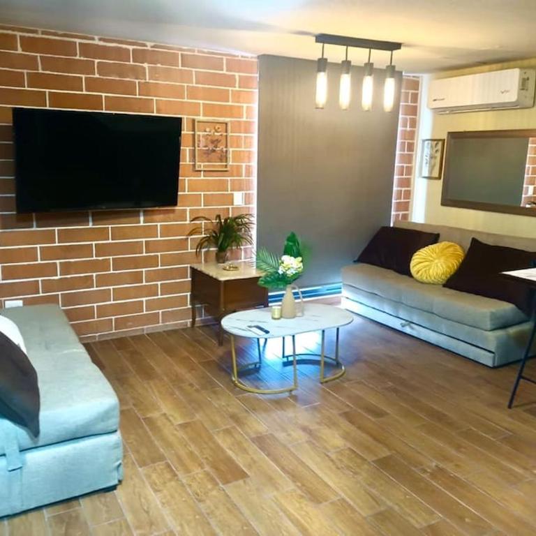 Vive el Barrio Antiguo - One-Bedroom Apartment - 1