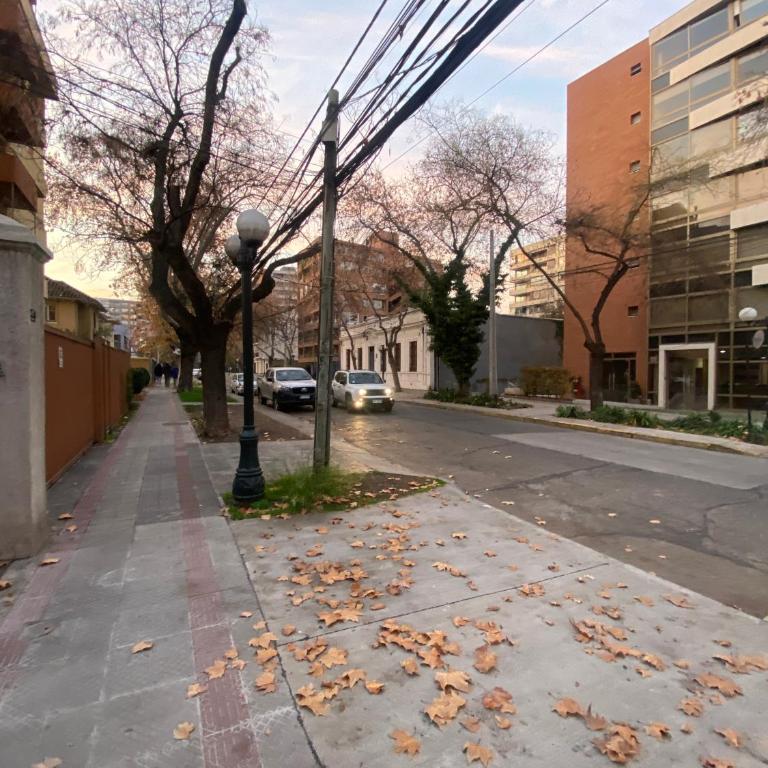 CASA ROMÁN Habitación 3 personas en Providencia - Habitación Doble con vistas al parque - 87