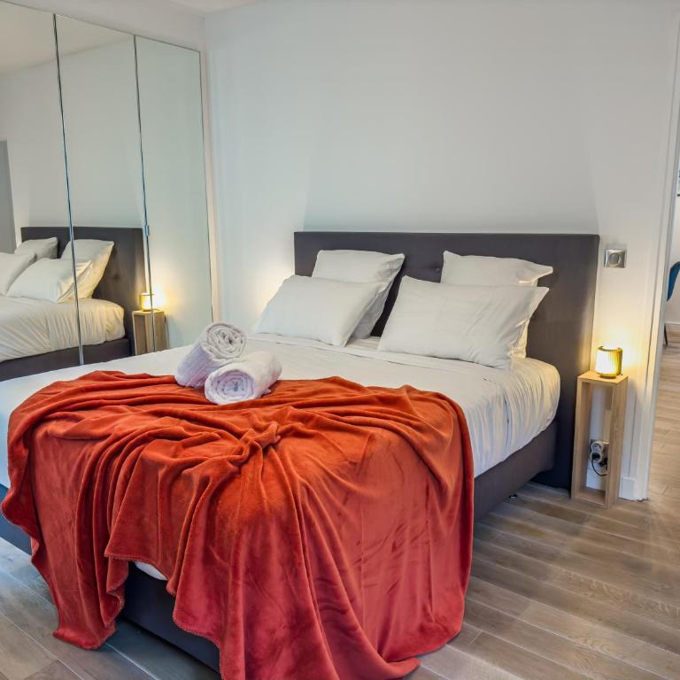 Concorde Champs Elysées- 3 pièces - Appartement 2 Chambres - 13