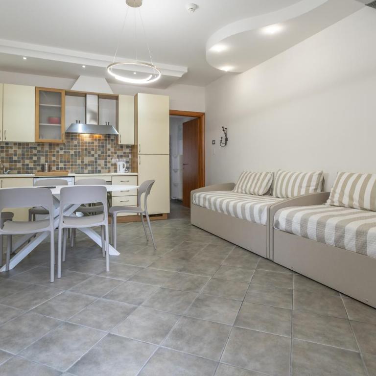 Residence Rimini Relax - Deluxe Apartment with Garden - 16