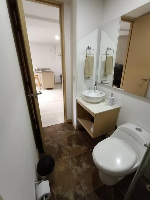 Cómodo apartamento en Laureles, cerca al Estadio - Apartamento de 1 dormitorio - 43