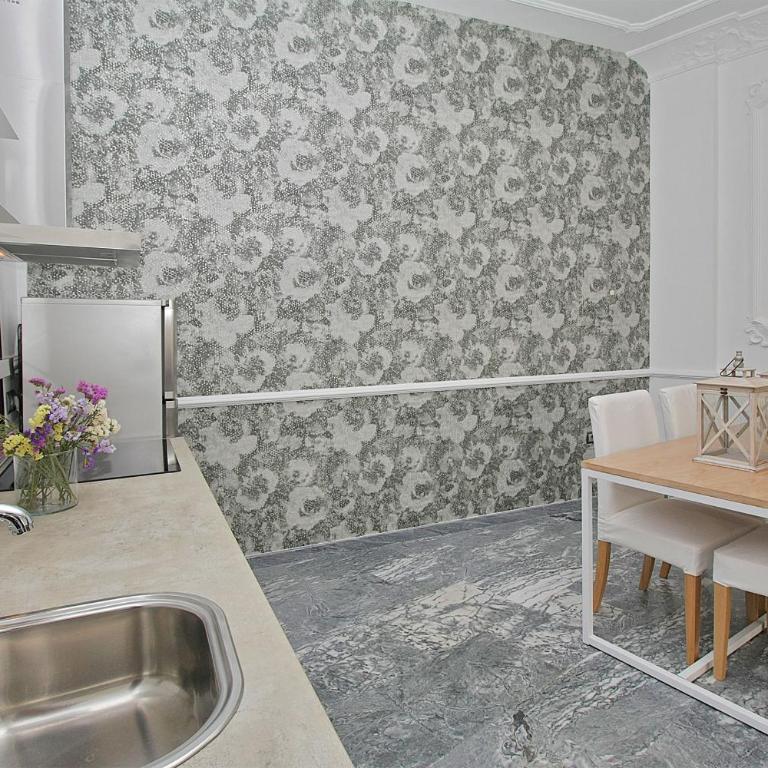Apartamentos Plaza Constitución - Larios - Apartamento con vistas a la plaza de La Constitución (3 adultos) - 15