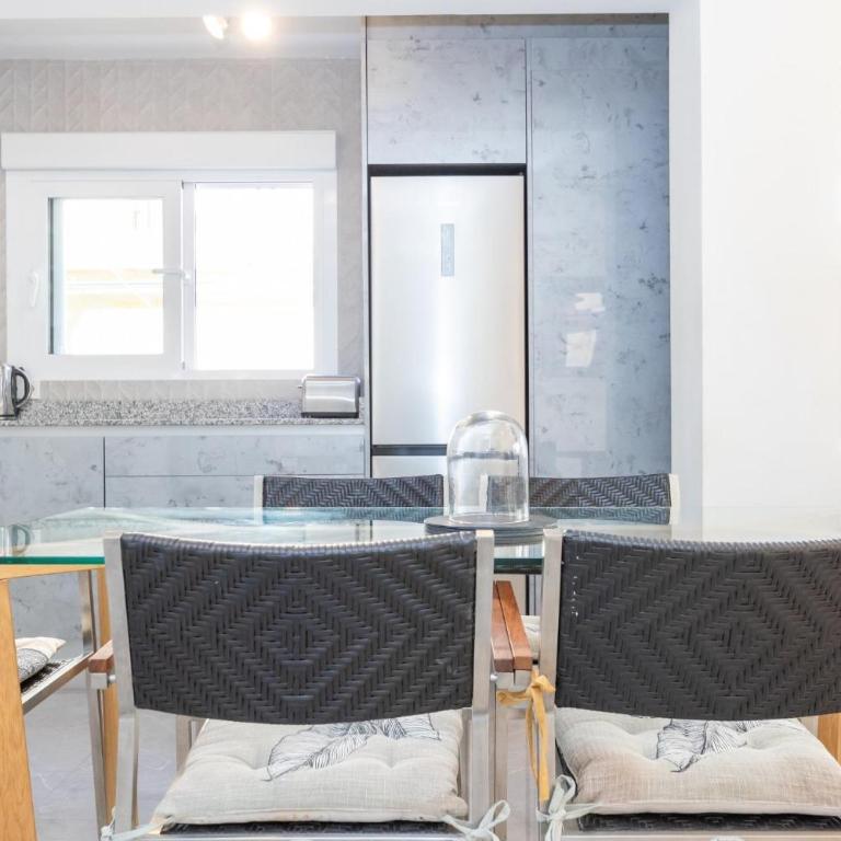 Elegante Apartamento en Granada Centro - Three-Bedroom Apartment - 25