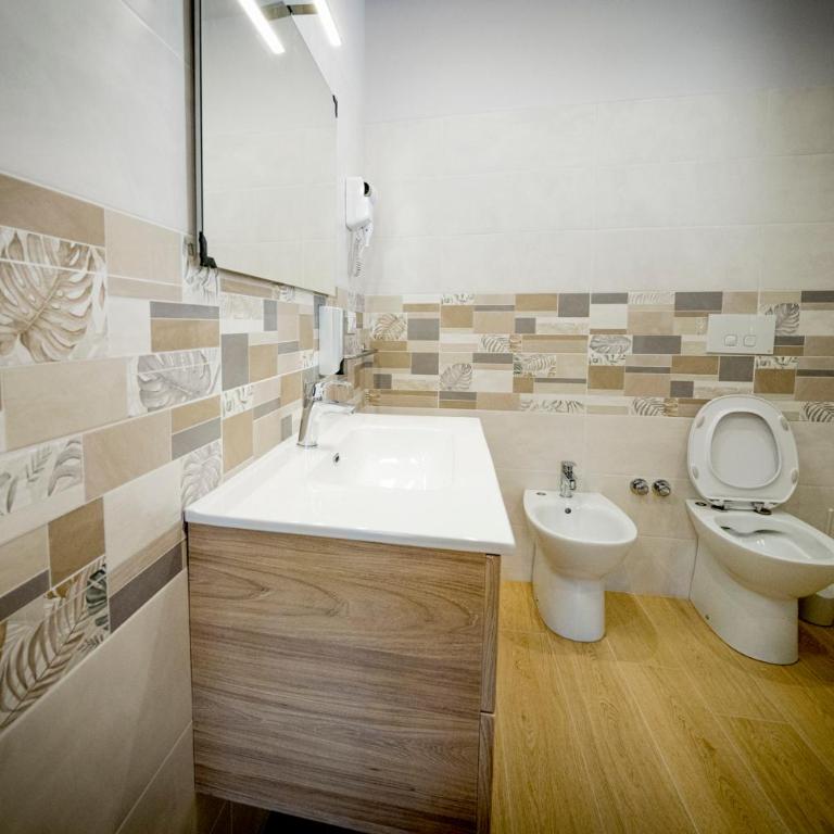 Residenza NETTUNO - Double Room with Private Bathroom - 7