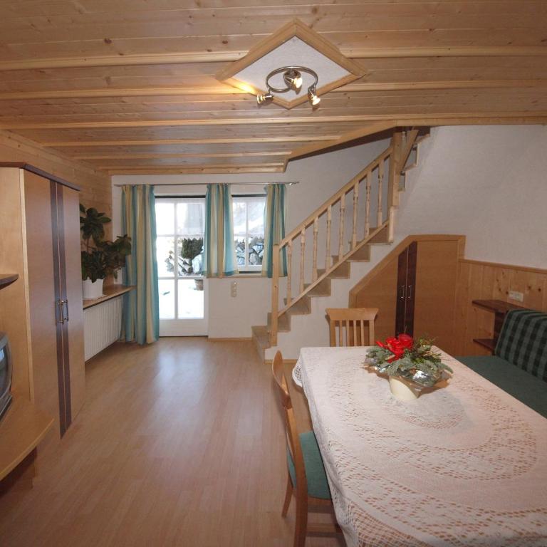 Gasthof Pesbichl - Haus mit 5 Schlafzimmern - 5