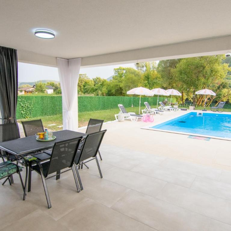 Villa Lea - Two-Bedroom Villa - 5