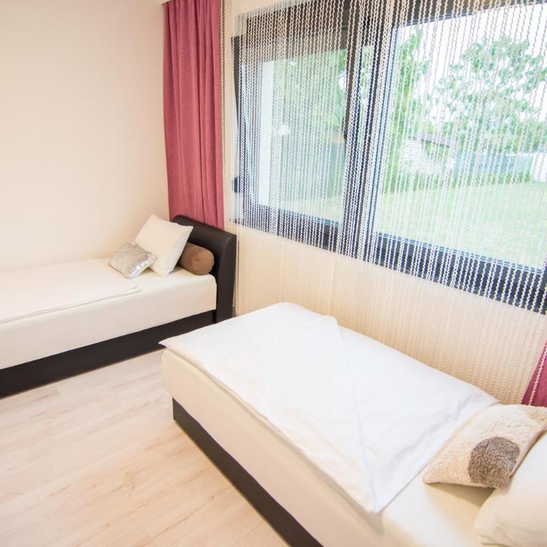 Villa Lea - Two-Bedroom Villa - 19