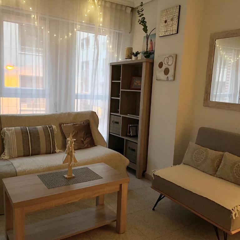 Flamenco Chill Apartment - Two-Bedroom Apartment - 16