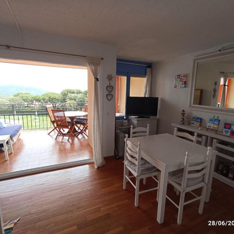 Cálido Aptmo en Calella de Palafrugell Costa Brava - Apartamento de 2 dormitorios con balcón - 15