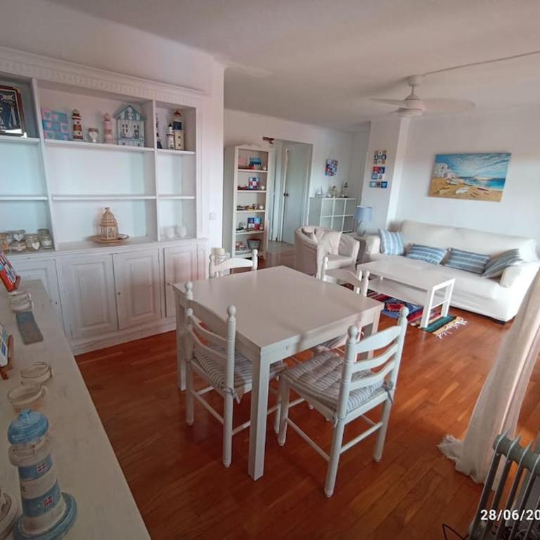 Cálido Aptmo en Calella de Palafrugell Costa Brava - Apartamento de 2 dormitorios con balcón - 12