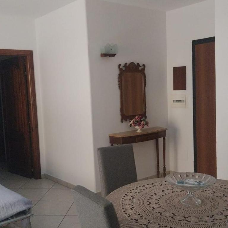 Nonna Coca - Appartamento con 1 Camera da Letto - 11