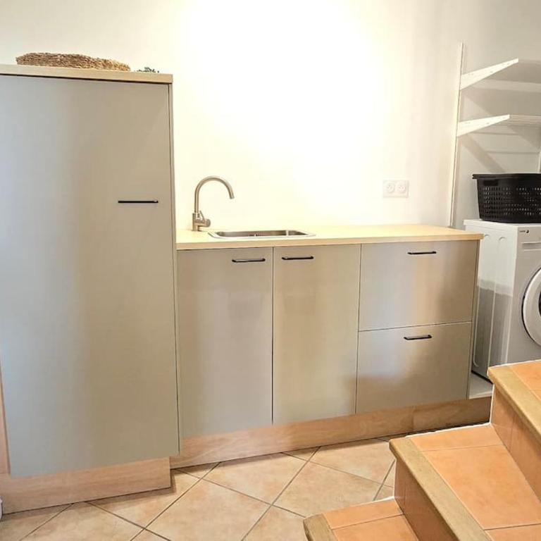 Domaine des Lions - Gîte en duplex confortable pour 4p vue vignes avec terrasse - Casa de 2 dormitorios - 20