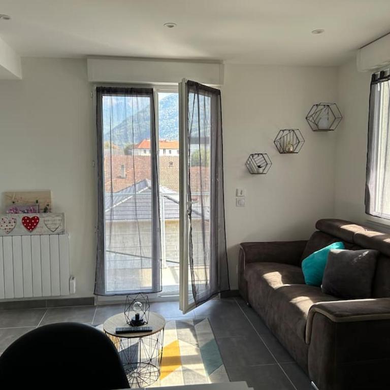 Appartement cosy avec 1 place de parking privée - Appartamento con 2 Camere da Letto - 8
