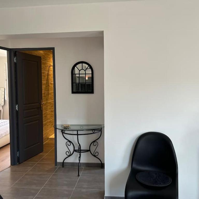 Appartement cosy avec 1 place de parking privée - Appartamento con 2 Camere da Letto - 9