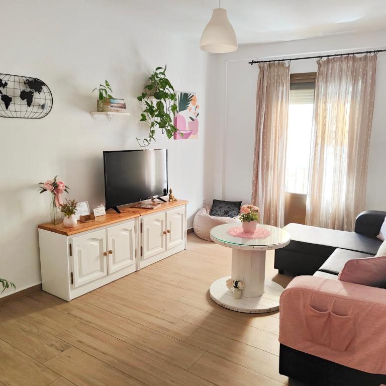 Bonito piso céntrico con WIFI y terraza - Apartamento de 2 dormitorios - 2