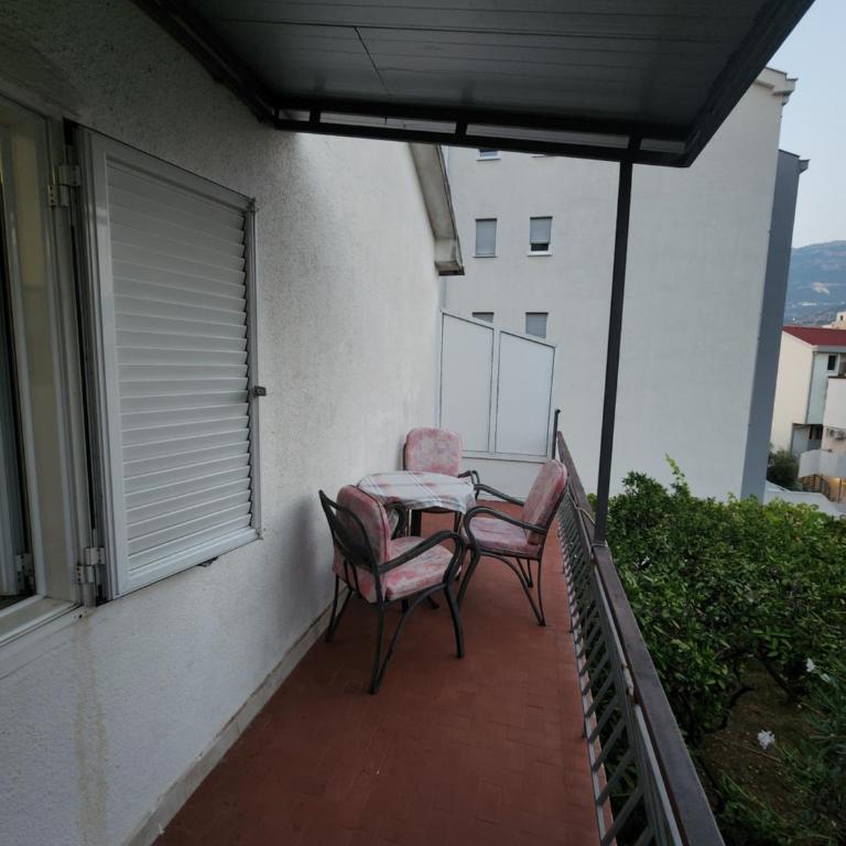 Bozovic Apartments I - Dvokrevetna Soba s Bračnim Krevetom s Pogledom na Vrt - 15