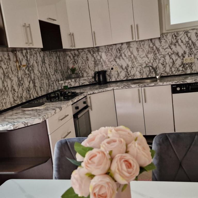 In medias res aparHEARTmant - One-Bedroom Apartment - 10