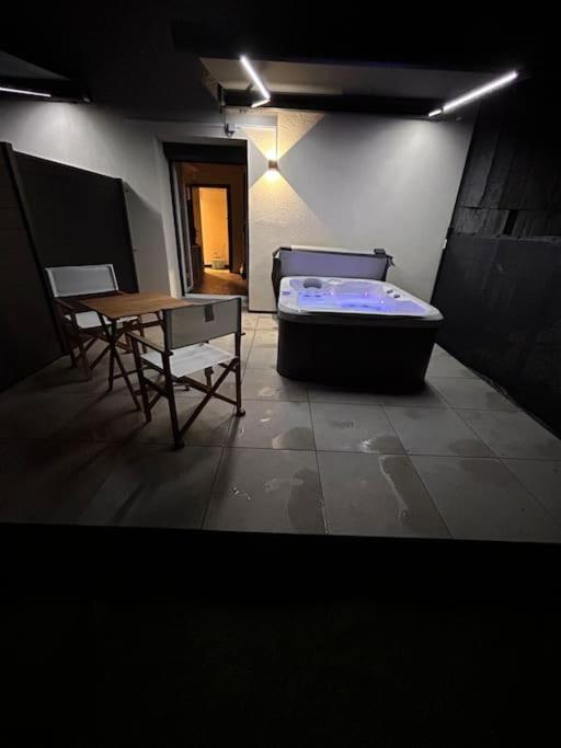 La suite secrète et son spa abrité - Apartment mit 1 Schlafzimmer - 35