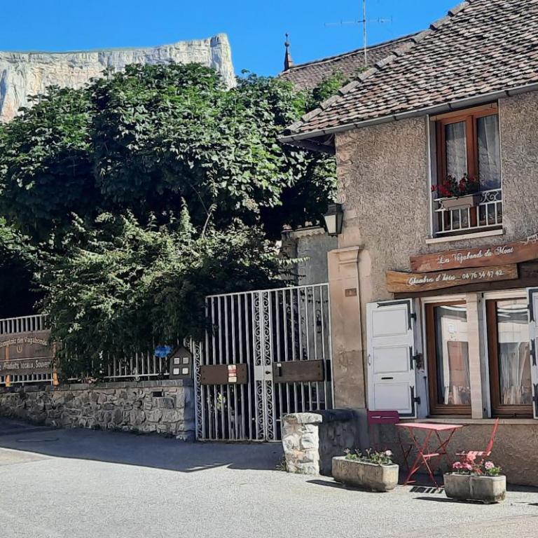 Les Vagabonds du Mont - Chambre Double ou Lits Jumeaux Standard - Vue sur Jardin - 1