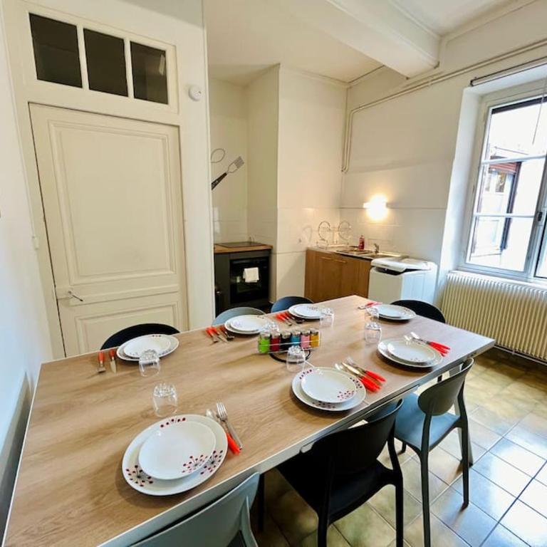 République 3, Gare, Centre-ville - Two-Bedroom Apartment - 8