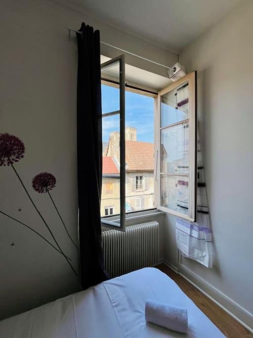 République 3, Gare, Centre-ville - Two-Bedroom Apartment - 11