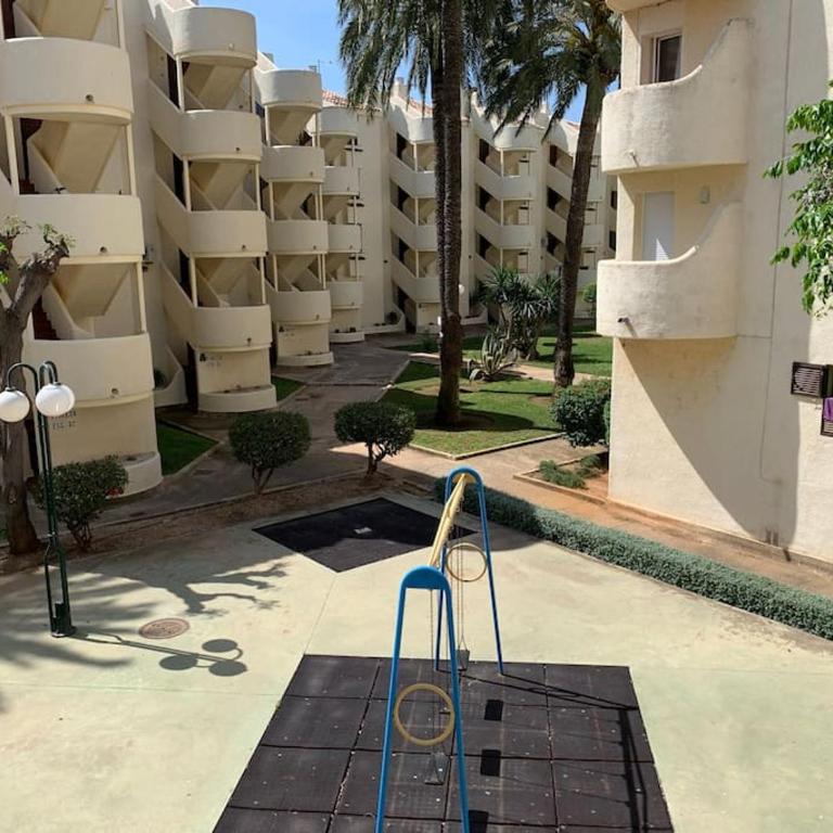 Apartamento con piscina a 200m de la playa en Denia - Apartamento de 2 dormitorios - 6