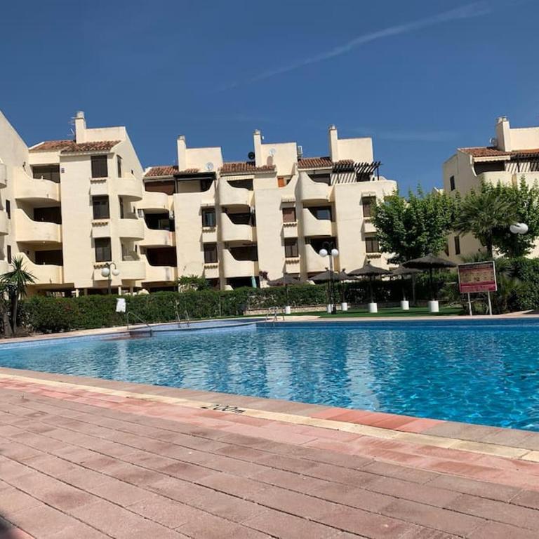 Apartamento con piscina a 200m de la playa en Denia - Apartamento de 2 dormitorios - 7