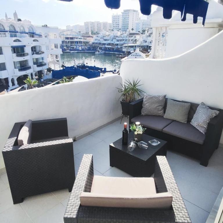 Apartment in Puerto Marina with beautiful views of the Sea and the Boats - One-Bedroom Apartment - 1