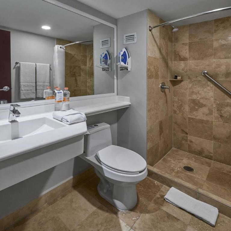 City Express by Marriott Monterrey Santa Catarina - Queen Room - 4