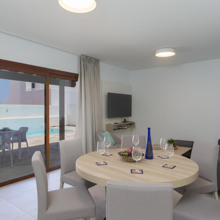 238 - Villa Sofia by Villas Now Ltd - Villa with Private Pool - 7