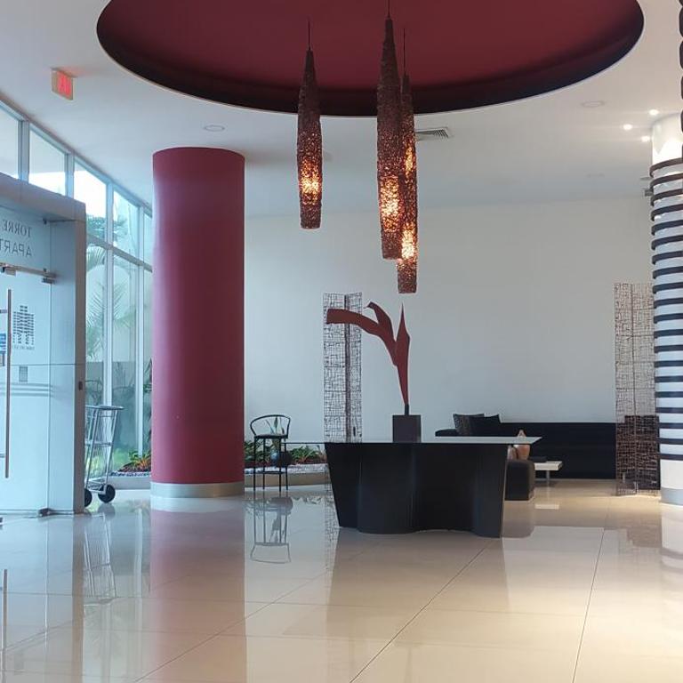 Ecusuites TorreSol I Parking Trade Center - Gye Airport - Executive Suite - 54