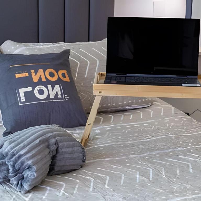 Cómodo Apartamento. Piscina y Excelente Ubicación - Apartamento de 1 dormitorio - 8