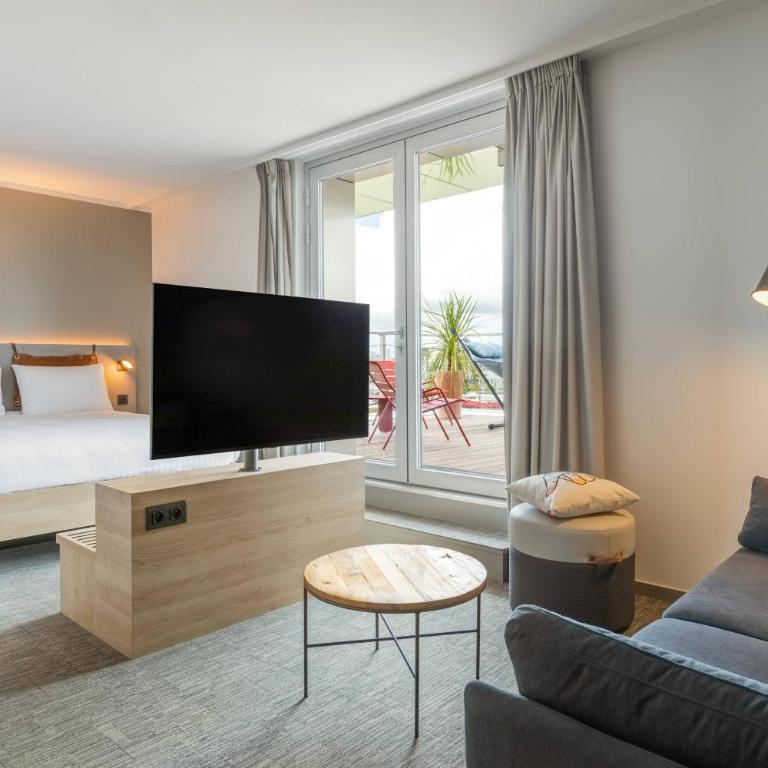 Moxy Bordeaux - Chambre Moxy Sleeper avec Toit-Terrasse - Vue sur Port - 2