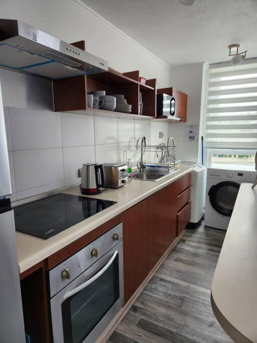 Depto Peñuelas Casino Enjoy - Three-Bedroom Apartment with Balcony - 4