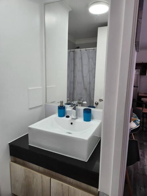 Depto Peñuelas Casino Enjoy - Three-Bedroom Apartment with Balcony - 7