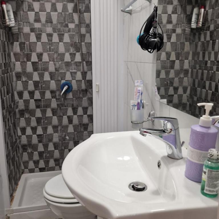 Appartamento intero Casa vacanze Espó - Room #1184355601 - 29