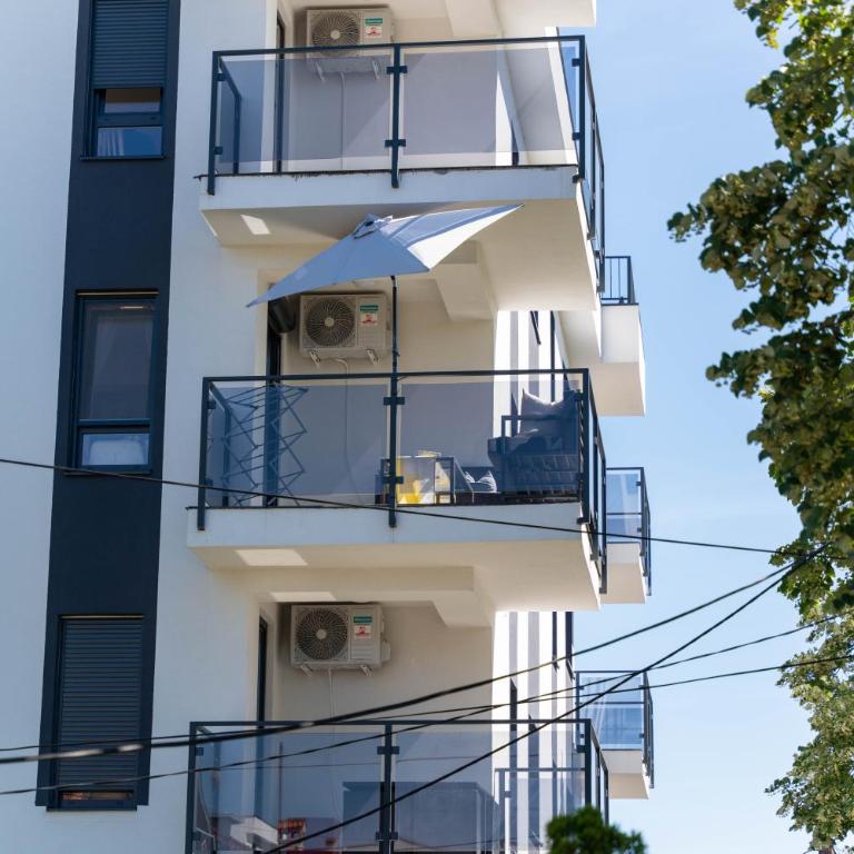 White Orchid Apartment Center Vrnjačka Banja - Apartman sa Terasom - 7